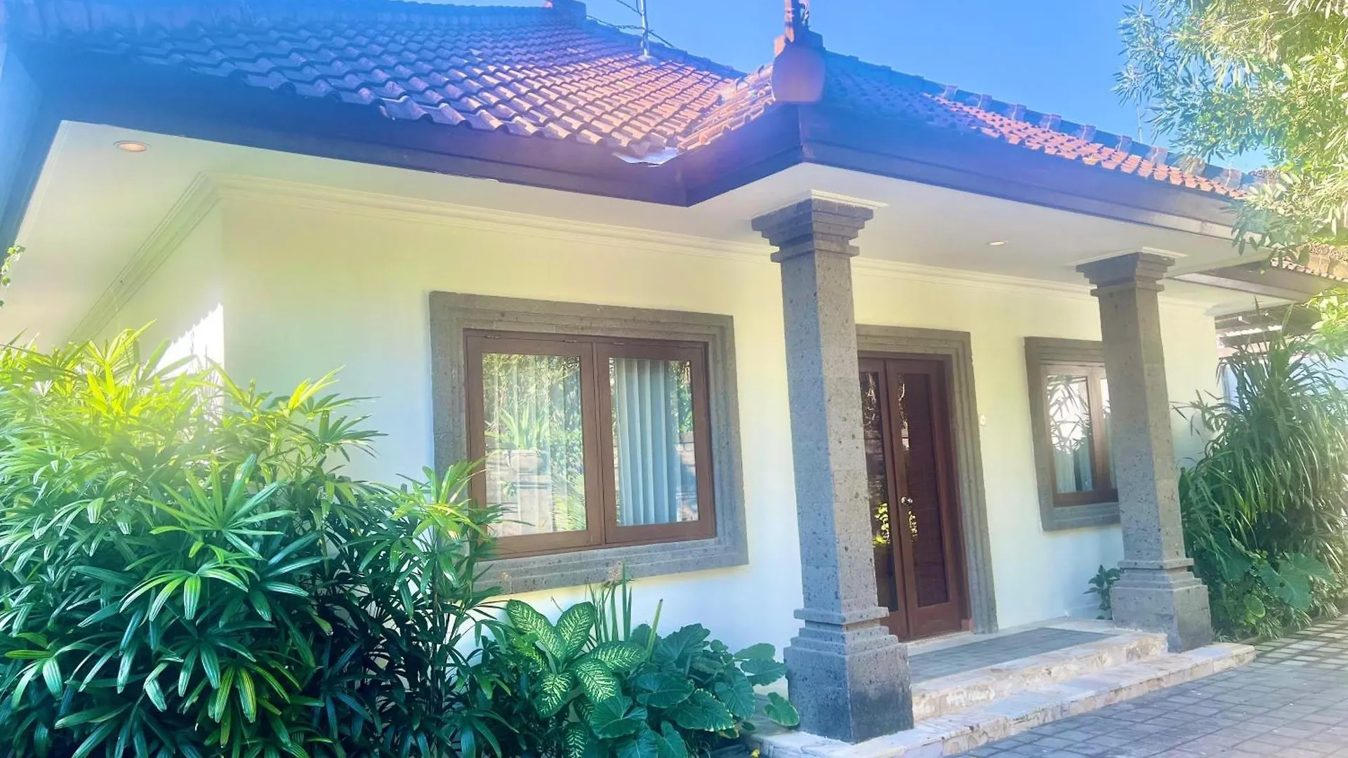 Charlie Guest House Nusa Dua
